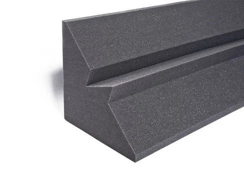 Bass trap mini s hrotem
